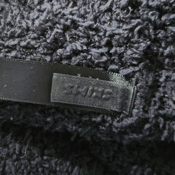 Skims Cozy Boucle Knit Tank, Black Size L/XL ( FITTED) - Picture 3 of 4